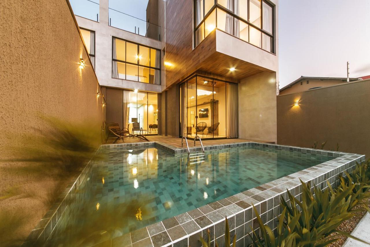 Casa Requinte, 4 Suites , Piscina II Balneário Camboriú Exterior foto
